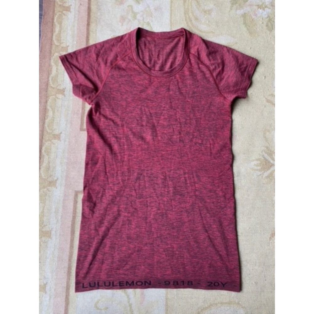 EUC Lululemon Limited Edition Swiftly Short Sleeve Top Magenta Black 8